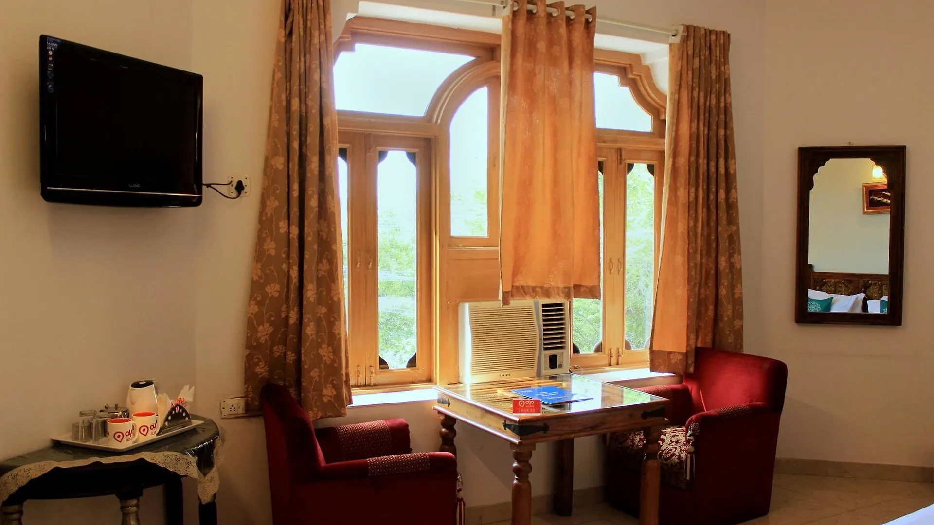 Hotel Oyo Rooms Saheliyon Ki Bari Udaipur
